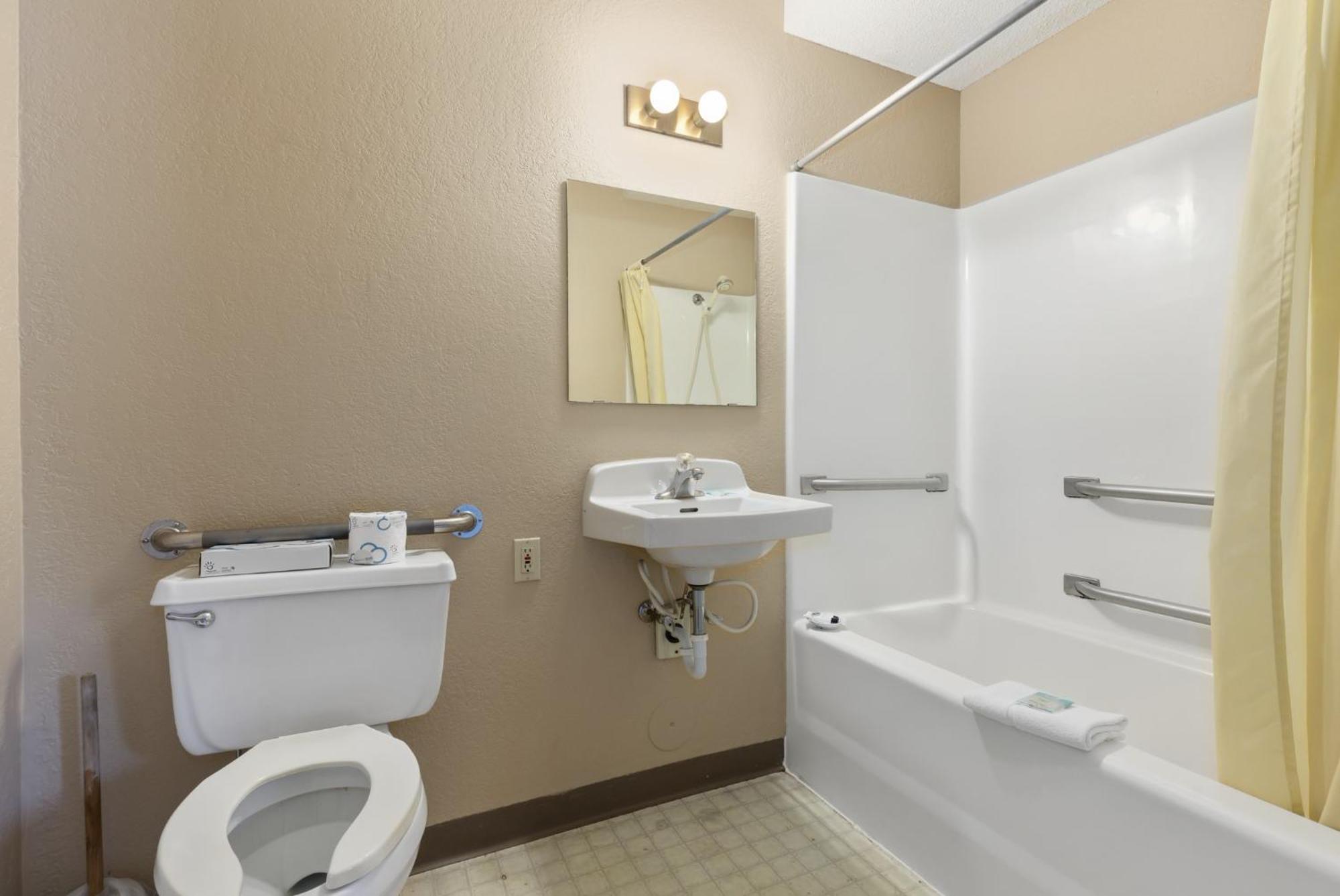Commander Motel Pequot Lakes Екстер'єр фото